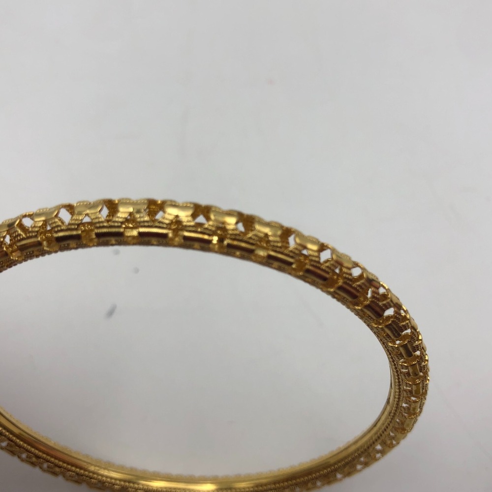 JBK Jacqueline Kennedy Gold Tone Open Work Textured Hollow Bangle Bracelet - Picture 5 of 7